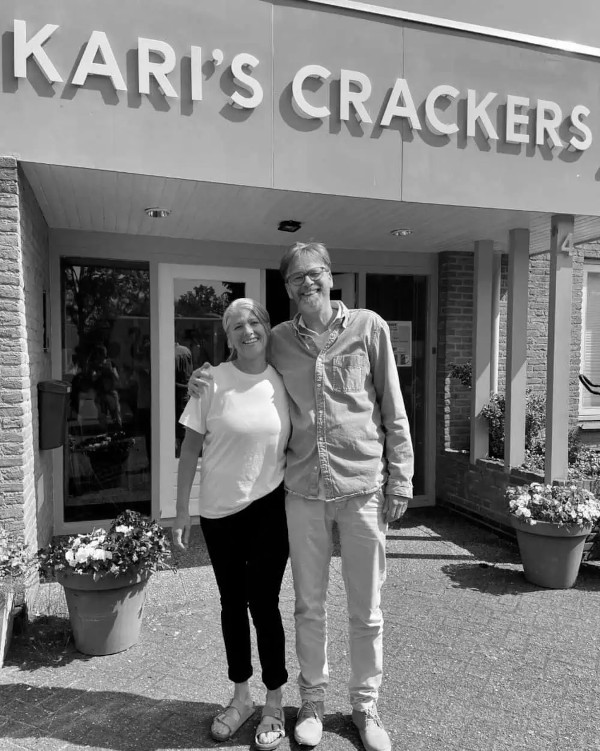 Kari's Crackers - Kari und Patrick Roozemond